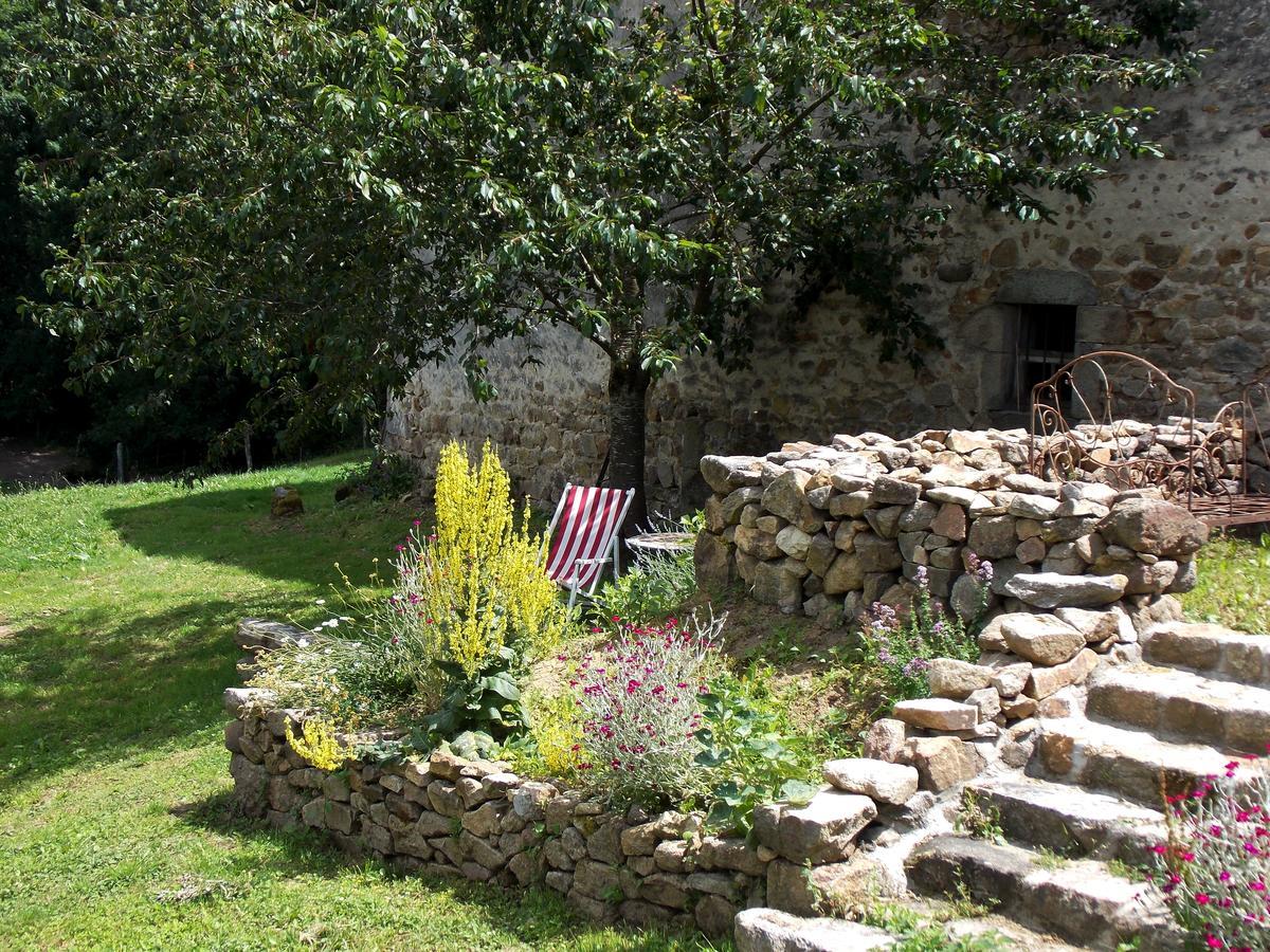 La Rosiere Bed & Breakfast Auzelles Exterior foto