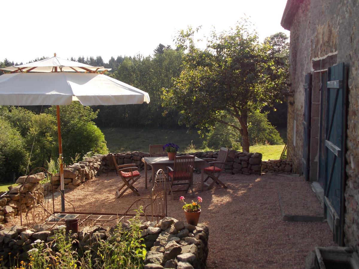 La Rosiere Bed & Breakfast Auzelles Exterior foto